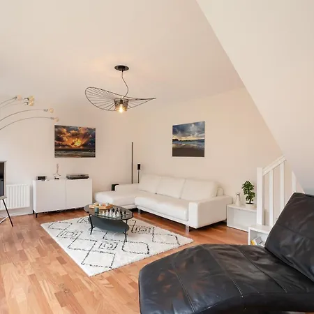 La Petite Maison Dans La Prairie - Havre De Paix Rennes